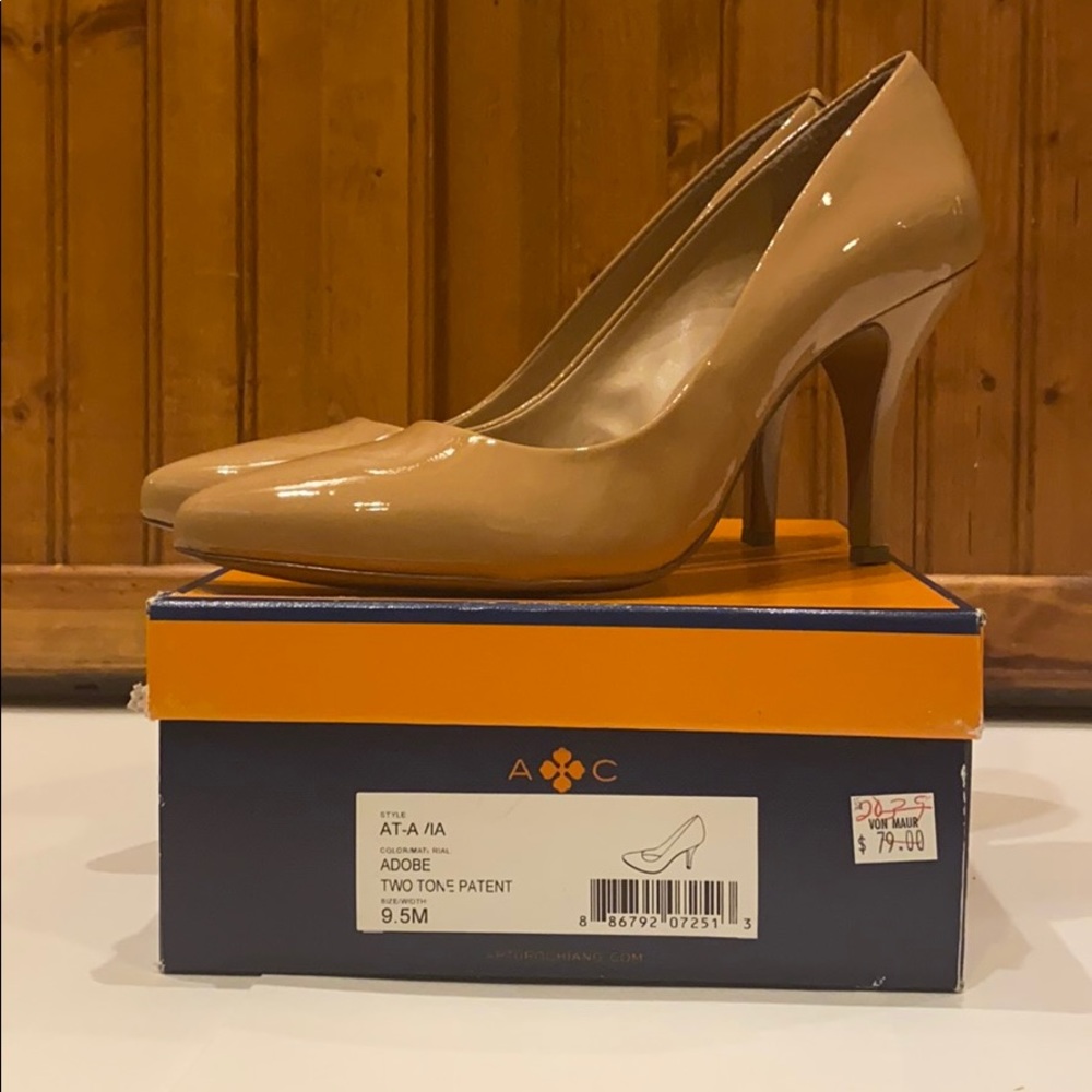 Arturo Chiang Heels